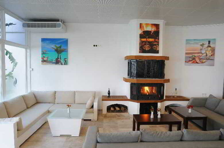 Marina Vista Hotel