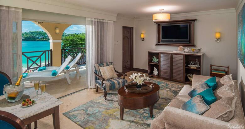 Hotel Sandals Regency La Toc