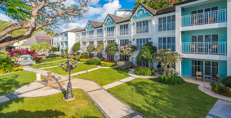Hotel Sandals Regency La Toc