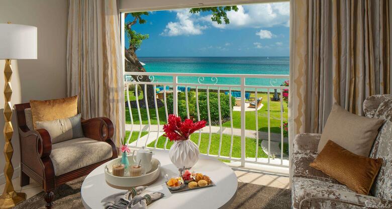 Hotel Sandals Regency La Toc