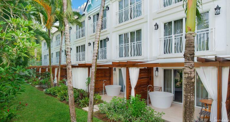 Hotel Sandals Regency La Toc