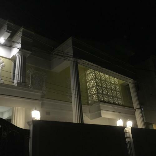 Hostal Oyo 19958 Iris Comfort Inn