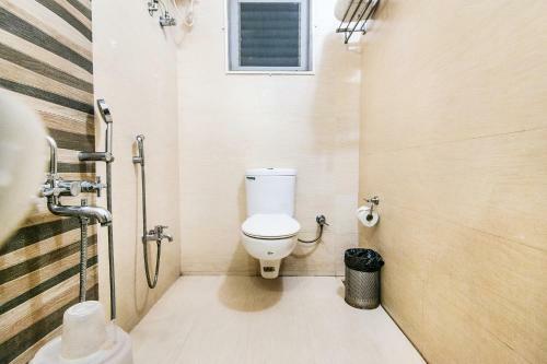 Fabhotel Rithikha Inn Porur