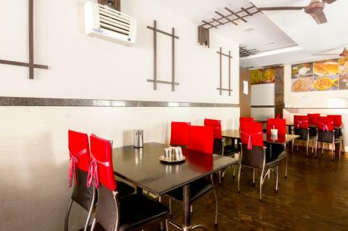 Fabhotel Rithikha Inn Porur