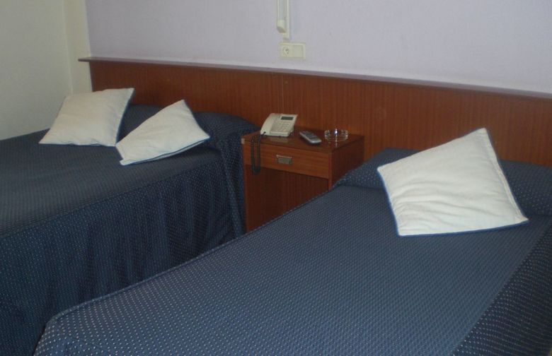 Nuria  Hotel