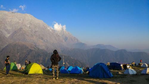 Holidaydada Triund (dharamshala) Camps