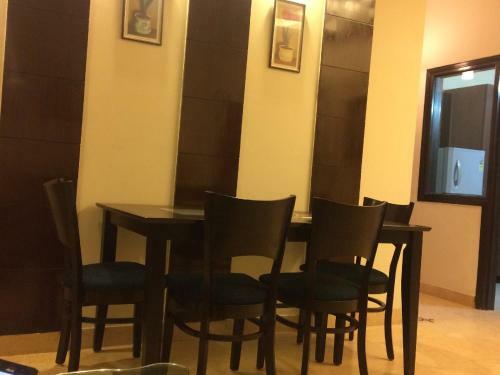 Golden Palm Service Apartments