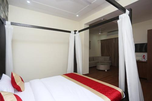 Hotel Oyo 14259 Lime Wood