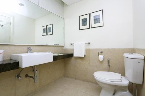 Hotel Anav House Golf Course Road