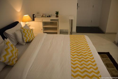 Hostal Asian Suites Premium Huda City Centre