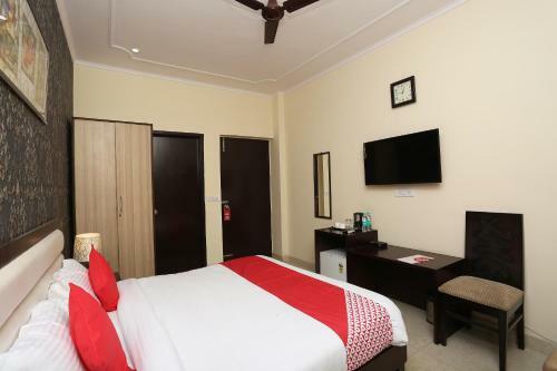 Hotel Oyo 23688 Corals Paradise