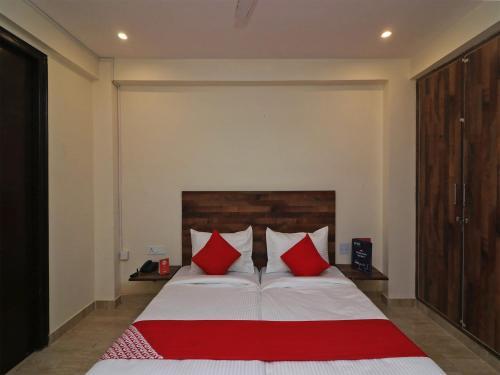 Hotel Oyo Flagship 14542 1032