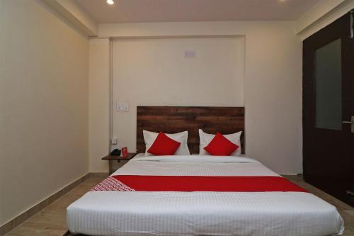 Hotel Oyo Flagship 14542 1032