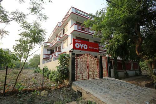Hotel Oyo 13843 Corple Stays