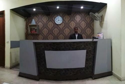 Hotel White Castle Manesar