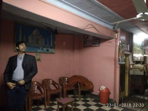 Hotel Krishna Lodge