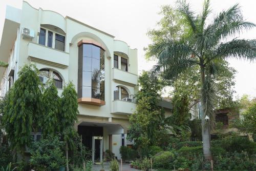 Oyo 15512 Hotel Shivalaya