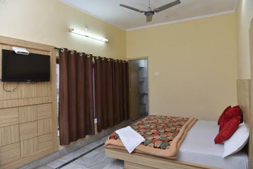 Hotel Ganga Basin