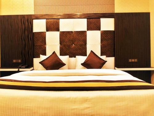 Hotel Pardesi's
