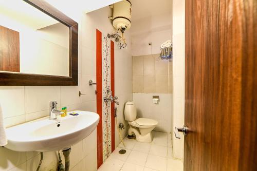 Fabhotel Park Heights Banjara Hills