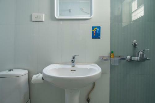 Fabhotel Prime Hitech City