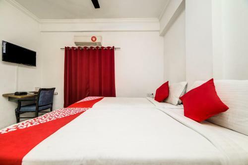 Hotel Oyo Flagship 488 Jntu