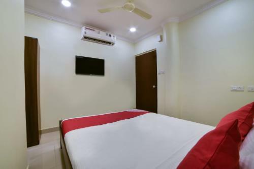 Hotel Oyo 16509 Mak Residency
