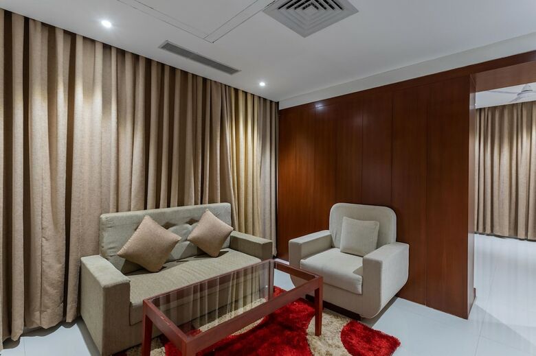 Hotel The Chandra Leela