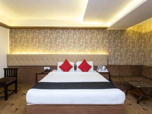 Hotel Capital O 15960 Solaris