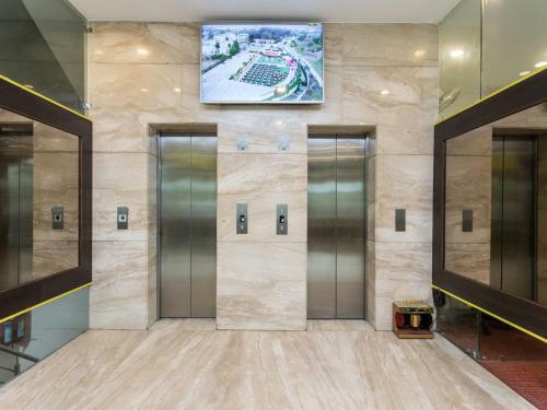Hotel Capital O 15960 Solaris
