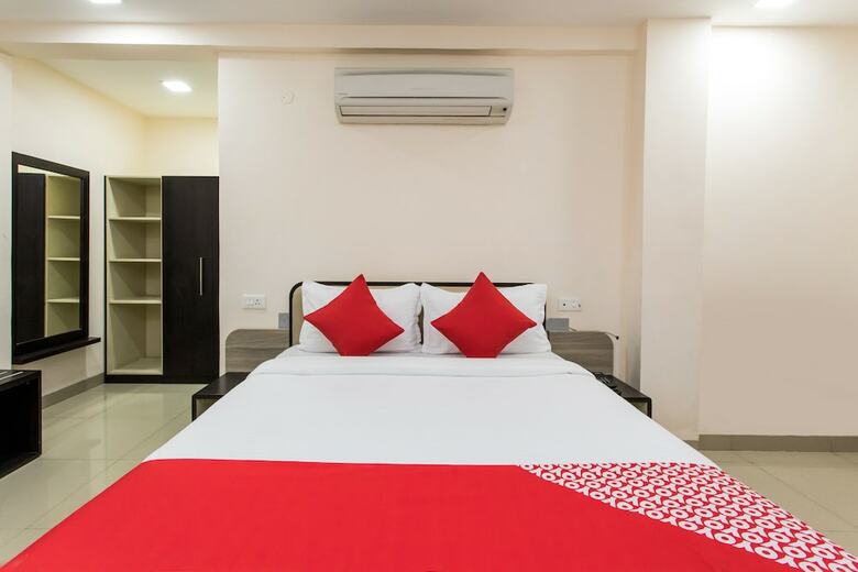 Hotel Oyo 18440 Shri Ramkrishna Bagh