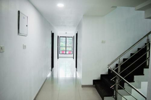 Hotel Good Luck-vijay Nagar