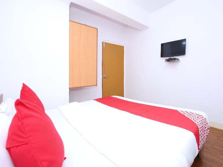 Hotel Oyo 15094 Sukooon City View