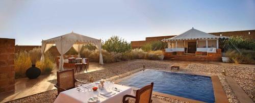 Hotel Heritage Desert Safari