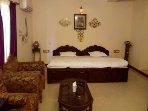 Hotel Kiran Villas