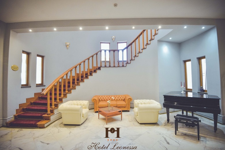 Leonessa Hotel