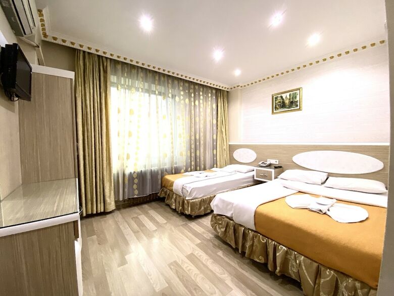 Grand Oral Hotel