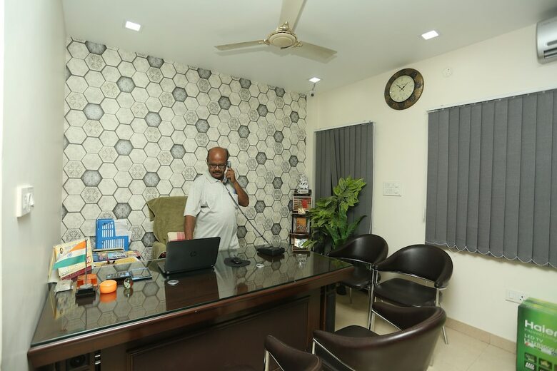 Hotel Oyo 17204 Vrindawan Galaxy