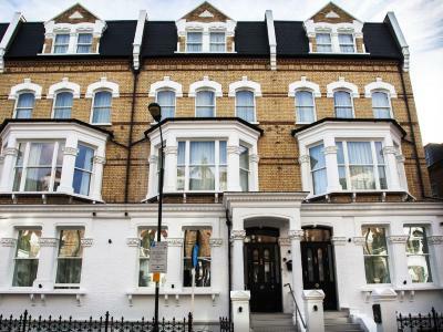 W14 Hotel