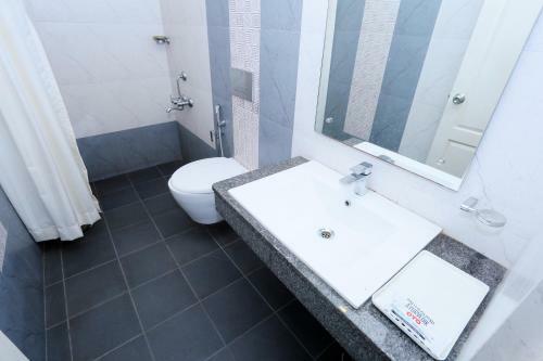 Oyo 24682 Hotel Soorya