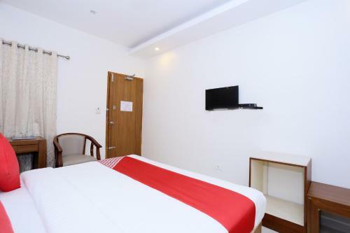 Oyo 24682 Hotel Soorya
