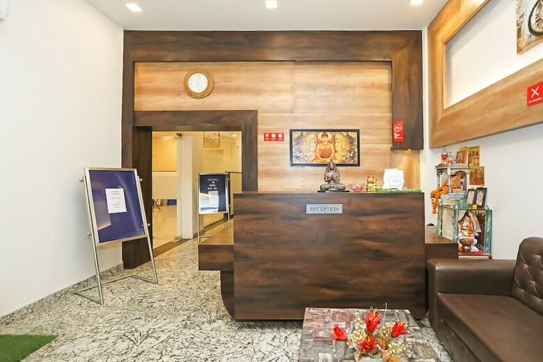 Oyo 11375 Hotel G20 Inn