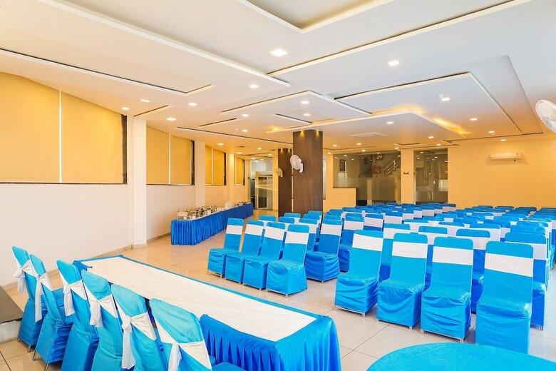 Oyo 11375 Hotel G20 Inn