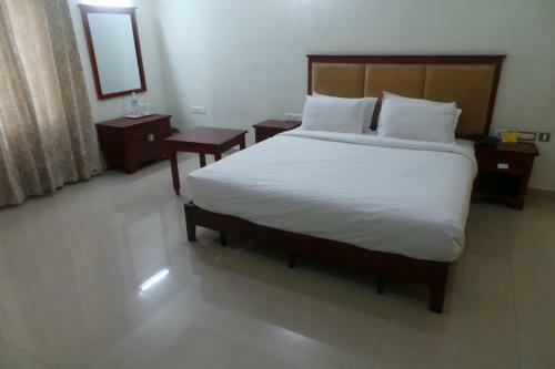 Hotel Meriya Residency