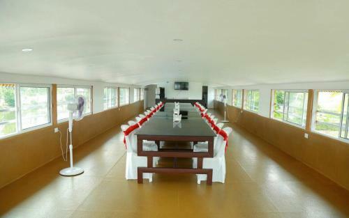 House Boat