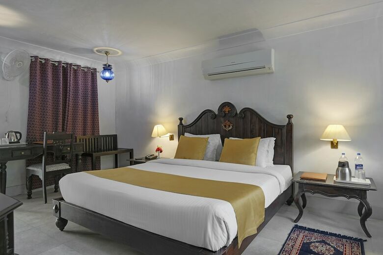 Hotel Kanj The Haveli Resort