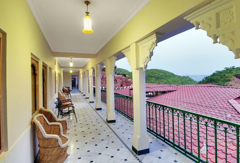Hotel Kanj The Haveli Resort