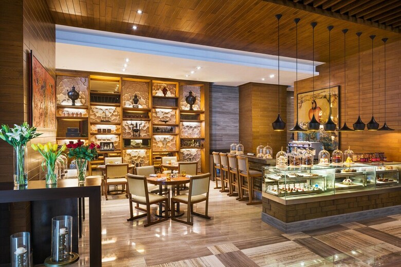 Shangri La Hotel Mumbai