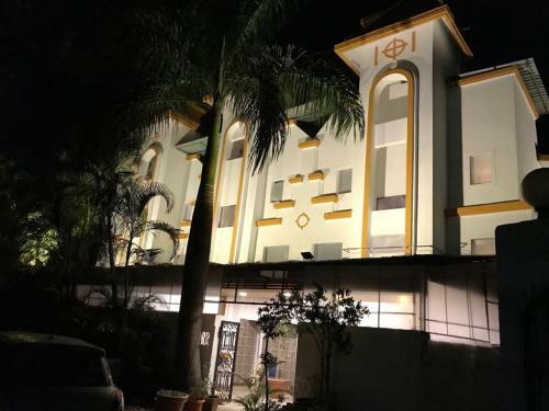 Manas Hotel