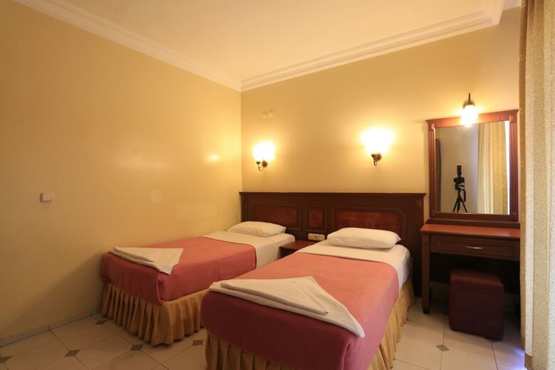 Hotel Amaris